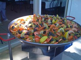 Camping Pas Cher vous présente avec son site Officiel campingpascher.fr, le Camping Les Berges Du Canal classé 4 étoiles, situé sur la commune de Villeneuve Les Beziers dans le département Hérault (Languedoc Roussillon) en France. Le camping Les Berges Du Canal, vous présente un hébergement de type hébergement insolite de 9 m² pour 2 personnes avec climatisation. Le camping Les Berges Du Canal vous propose du sam. 14 mars au sam. 21 mars 2026 pour 7 nuits à 172€. Cette location propose 211 dates différentes pour réserver votre séjour. Découvrez également les 15 autres gammes d'hébergements du camping. Les Avis clients pour le Camping Les Berges Du Canal sont de 7 sur 10. Piscine extérieure, Animations familiales, Club enfants, Aire de jeux enfants, Baby-foot, Canoë-kayak, Ping-pong, Pétanque, Randonnée, Terrain multisports, Bar, Dépôt de pain, Pizzeria, Plats à emporter, Épicerie,... En savoir plus : cliquez-ICI.