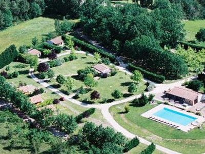 Cliquez pour découvrir toutes les photos de l'ÉTABLISSEMENT ! camping La Fontaine Du Roc photo 22