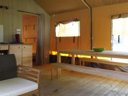 Cliquez pour découvrir toutes les photos de l'HÉBERGEMENT ! tente en toile et bois - camping La Fontaine Du Roc photo 4
