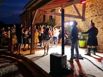 Cliquez pour découvrir toutes les photos de l'ÉTABLISSEMENT ! camping Flower La Sagne photo 13