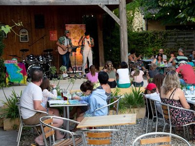 Cliquez pour découvrir toutes les photos de l'ÉTABLISSEMENT ! camping Flower La Sagne photo 14