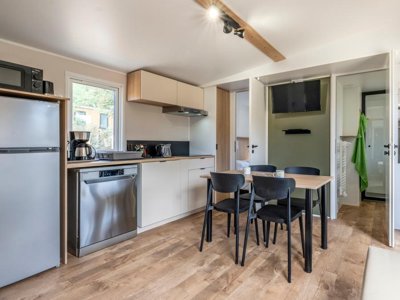 Cliquez pour découvrir toutes les photos de l'HÉBERGEMENT ! mobil-home - Flower La Sagne photo 3