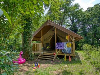 Cliquez pour découvrir toutes les photos de l'ÉTABLISSEMENT ! camping Flower La Sagne photo 7