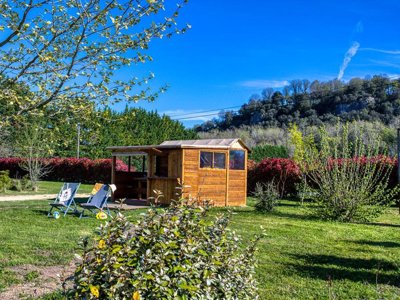 Cliquez pour découvrir toutes les photos de l'ÉTABLISSEMENT ! camping Flower La Sagne photo 8