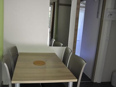 Cliquez pour découvrir toutes les photos de l'HÉBERGEMENT ! chalet - Les Chênes Verts photo 5