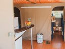 Cliquez pour découvrir toutes les photos de l'HÉBERGEMENT ! tente en toile et bois - camping Hippocampe photo 3