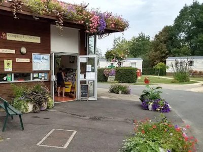 Cliquez pour découvrir toutes les photos de l'ÉTABLISSEMENT ! camping Le Renom photo 8