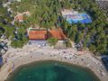 Camping Pas Cher vous présente avec son site Officiel campingpascher.fr, le Établissement Valkanela, situé sur la commune de Vrsar dans le département Istrie (Istrie) en Croatie. L'établissement Valkanela vous propose un hébergement de type mobil-home de 35 m². L'établissement vous propose 10 autres types d'hébergements. Découvrez tous nos séjours à petits prix dans la commune et aux alentours de Vrsar du département : Istrie (Istrie).... En savoir plus : cliquez-ICI.