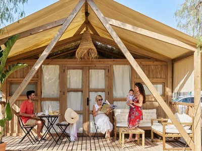 Cliquez pour découvrir toutes les photos de l'HÉBERGEMENT ! tente en toile et bois - TAIGA Almeria Playa photo 2