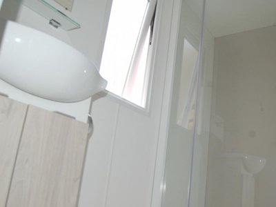 Cliquez pour découvrir toutes les photos de l'HÉBERGEMENT ! mobil-home - Intercommunal De La Durance photo 5