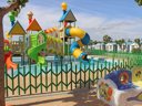 Camping Pas Cher vous présente avec son site Officiel campingpascher.fr, le Camping Monmar classé 4 étoiles, situé sur la commune de Moncofa dans le département Castellón (Valencia) en Espagne. Le camping Monmar vous propose un hébergement de type bungalow. L'établissement vous propose un autre type d'hébergement. Découvrez tous nos séjours à petits prix dans la commune et aux alentours de Moncofa du département : Castellón (Valencia). Les Avis clients pour le Camping Monmar sont excellents avec une note moyenne de 10 sur 10. Mer, Parc aquatique, Piscine extérieure, Animations familiales, Aire de jeux enfants, Baby-foot, Terrain de football, Terrain multisports, Bar, Brasserie,... En savoir plus : cliquez-ICI.
