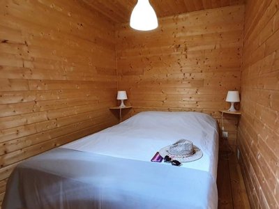Cliquez pour découvrir toutes les photos de l'HÉBERGEMENT ! bungalow - Les Vernières photo 10
