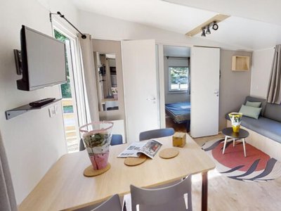 Cliquez pour découvrir toutes les photos de l'HÉBERGEMENT ! bungalow - Les Vernières photo 3
