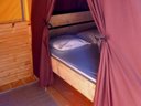 Cliquez pour découvrir toutes les photos de l'HÉBERGEMENT ! tente en toile et bois - camping Le Terrados photo 2