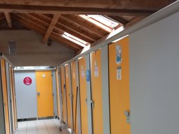 Camping Pas Cher vous présente avec son site Officiel campingpascher.fr, le Camping Le Terrados classé 3 étoiles, situé sur la commune de Massegros Causses Gorges dans le département Lozere (Languedoc Roussillon) en France. Le camping Le Terrados, vous présente un hébergement de type mobil-home de 21 m² pour 4 personnes. Le camping Le Terrados vous propose du mercredi 01 avril au mercredi 08 avril 2026 pour 7 nuits à 385€. Cette location propose 115 dates différentes pour réserver votre séjour. Découvrez également les 4 autres gammes d'hébergements du camping. Les Avis clients pour le Camping Le Terrados sont de 7 sur 10. Rivière, Piscine extérieure, Aire de jeux enfants, Canoë-kayak, Canyoning, Centre équestre, Cyclisme, Escalade, Paddle, Ping-pong, Rafting, Randonnée, Bar, Bureau de tabac, Dépôt de pain, Food truck, Restaurant, Supermarché, Épicerie,... En savoir plus : cliquez-ICI.