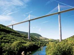 Camping Pas Cher vous présente avec son site Officiel campingpascher.fr, le Camping Le Terrados classé 3 étoiles, situé sur la commune de Massegros Causses Gorges dans le département Lozere (Languedoc Roussillon) en France. Le camping Le Terrados, vous présente un hébergement de type tente en toile et bois pour 2 personnes. Le camping Le Terrados vous propose du mercredi 01 avril au mercredi 08 avril 2026 pour 7 nuits à 300€. Cette location propose 164 dates différentes pour réserver votre séjour. Découvrez également les 4 autres gammes d'hébergements du camping. Les Avis clients pour le Camping Le Terrados sont de 7 sur 10. Rivière, Piscine extérieure, Aire de jeux enfants, Canoë-kayak, Canyoning, Centre équestre, Cyclisme, Escalade, Paddle, Ping-pong, Rafting, Randonnée, Bar, Bureau de tabac, Dépôt de pain, Food truck, Restaurant, Supermarché, Épicerie,... En savoir plus : cliquez-ICI.