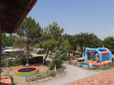 Cliquez pour découvrir toutes les photos de l'ÉTABLISSEMENT ! camping De Prigny photo 8