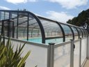 Camping Pas Cher vous présente avec son site Officiel campingpascher.fr, le Camping De Prigny classé 3 étoiles, situé sur la commune de Les Moutiers En Retz dans le département Loire-atlantique (Pays De La Loire) en France. Le camping De Prigny, vous présente un hébergement de type chalet de 22 m² pour 1 personne. Le camping De Prigny vous propose du vendredi 05 juin au vendredi 12 juin 2026 avec une PROMO de DERNIÈRE MINUTE, en promotion à -15% pour 7 nuits à 204 € au lieu de 240,0 € soit une Économie de 36 €. Cette location propose 40 dates différentes pour réserver votre séjour. Découvrez également les 8 autres gammes d'hébergements du camping. Les Avis clients pour le Camping De Prigny sont excellents avec une note moyenne de 9 sur 10. Piscine chauffée, Piscine couverte, Animation ados, Animation enfants, Animations familiales, Aire de jeux enfants, Centre équestre, Cyclisme, Ping-pong, Pétanque, Randonnée, Structure gonflable enfants, Trampoline, Bar, Dépôt de pain, Snack/Bar,... En savoir plus : cliquez-ICI.