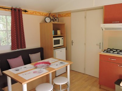 Cliquez pour découvrir toutes les photos de l'HÉBERGEMENT ! mobil-home - Les Terrasses Provençales photo 2