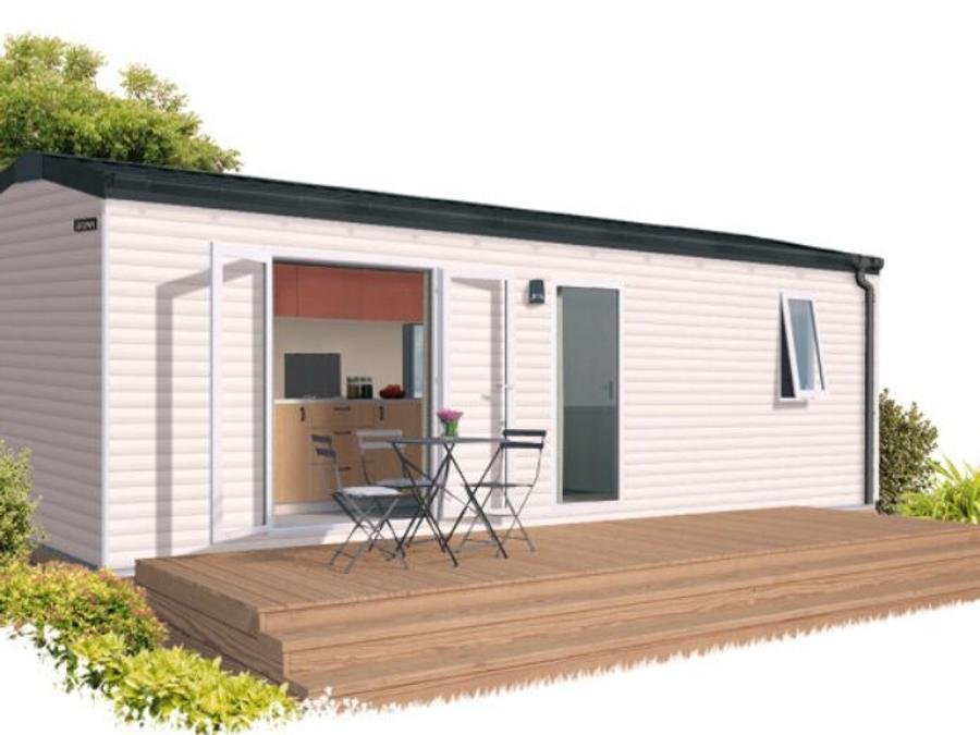 Camping Pas Cher vous présente avec son site Officiel campingpascher.fr, le Camping Ker Yaoulet classé 4 étoiles, situé sur la commune de Ambon dans le département Morbihan (Bretagne) en France. Le camping Ker Yaoulet vous propose un hébergement de type mobil-home de 30 m² pour 7 personnes (télévision). L'établissement vous propose 41 autres types d'hébergements. Découvrez tous nos séjours à petits prix dans la commune et aux alentours de Ambon du département : Morbihan (Bretagne). Les Avis clients pour le Camping Ker Yaoulet sont excellents avec une note moyenne de 8 sur 10. LacMer, Piscine couverte, Piscine extérieure, Animation ados, Animations familiales, Club enfants, Aire de jeux enfants, Centre équestre, Cyclisme, Paddle, Parcours sportif, Ping-pong, Pétanque, Randonnée, Salle de jeux vidéo, Structure gonflable enfants, Terrain multisports, Bar, Dépôt de pain, Plats à emporter, Snack/Bar, Supermarché,... En savoir plus : cliquez-ICI.