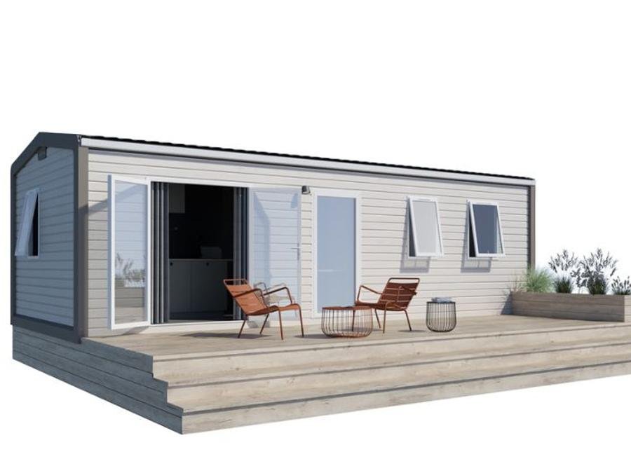 Camping Pas Cher vous présente avec son site Officiel campingpascher.fr, le Camping Ker Yaoulet classé 4 étoiles, situé sur la commune de Ambon dans le département Morbihan (Bretagne) en France. Le camping Ker Yaoulet vous propose un hébergement de type mobil-home de 30 m² pour 8 personnes avec climatisation (télévision). L'établissement vous propose 41 autres types d'hébergements. Découvrez tous nos séjours à petits prix dans la commune et aux alentours de Ambon du département : Morbihan (Bretagne). Les Avis clients pour le Camping Ker Yaoulet sont excellents avec une note moyenne de 8 sur 10. LacMer, Piscine couverte, Piscine extérieure, Animation ados, Animations familiales, Club enfants, Aire de jeux enfants, Centre équestre, Cyclisme, Paddle, Parcours sportif, Ping-pong, Pétanque, Randonnée, Salle de jeux vidéo, Structure gonflable enfants, Terrain multisports, Bar, Dépôt de pain, Plats à emporter, Snack/Bar, Supermarché,... En savoir plus : cliquez-ICI.