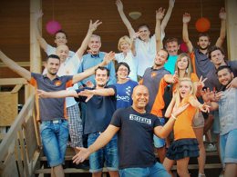 Camping Pas Cher vous présente avec son site Officiel campingpascher.fr, le Camping Paradis Soleil D'Oc classé 4 étoiles, situé sur la commune de Narbonne Plage dans le département Aude (Languedoc Roussillon) en France. Le camping Paradis Soleil D'Oc, vous présente un hébergement de type mobil-home de 33 m² pour 4 personnes avec climatisation et télévision. Le camping Paradis Soleil D'Oc vous propose du sam. 02 mai au sam. 09 mai 2026, en promotion à -20% pour 7 nuits à 199 € au lieu de 249,0 € soit une Économie de 50 €. Cette location propose 115 dates différentes pour réserver votre séjour. Découvrez également les 15 autres gammes d'hébergements du camping. Les Avis clients pour le Camping Paradis Soleil D'Oc sont excellents avec une note moyenne de 8 sur 10. Lagon, Animations familiales, Club enfants, Aire de jeux enfants, Canoë-kayak, Centre équestre, Ping-pong, Planche à voile, Plongée, Pétanque, Structure gonflable enfants, Terrain de volley-ball, Bar, Dépôt de pain, Snack/Bar, Supermarché, Épicerie,... En savoir plus : cliquez-ICI.