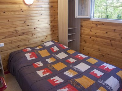 Cliquez pour découvrir toutes les photos de l'HÉBERGEMENT ! chalet - Lac De Bonnefon photo 2