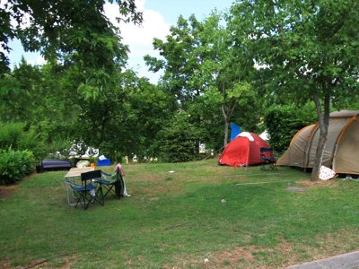 Cliquez pour découvrir toutes les photos de l'ÉTABLISSEMENT ! camping Lac De Bonnefon photo 26