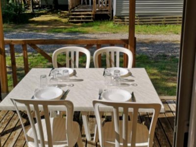 Cliquez pour découvrir toutes les photos de l'HÉBERGEMENT ! mobil-home - Le Barralet photo 2