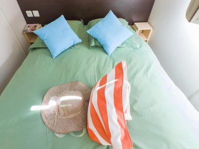 Cliquez pour découvrir toutes les photos de l'HÉBERGEMENT ! mobil-home - La Foret photo 3