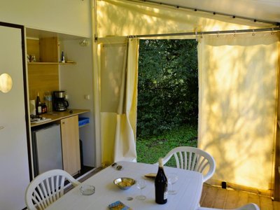 Cliquez pour découvrir toutes les photos de l'HÉBERGEMENT ! mobil-home - Les Bords De Loue photo 5