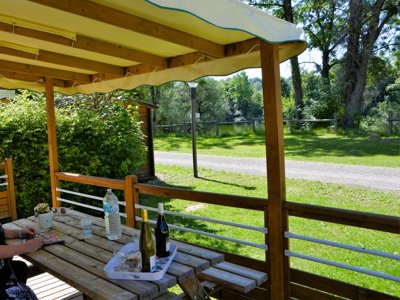 Cliquez pour découvrir toutes les photos de l'HÉBERGEMENT ! mobil-home - Les Bords De Loue photo 2