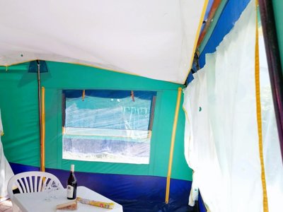 Cliquez pour découvrir toutes les photos de l'HÉBERGEMENT ! bungalow toilé - Les Bords De Loue photo 9