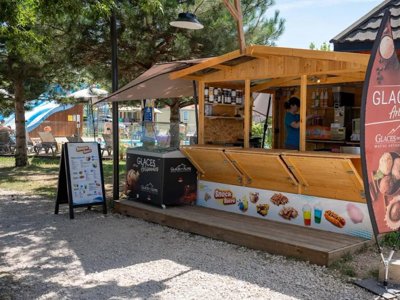 Cliquez pour découvrir toutes les photos de l'ÉTABLISSEMENT ! camping Les Bords De Loue photo 4