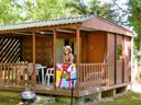 Cliquez pour découvrir toutes les photos de l'HÉBERGEMENT ! chalet - camping Les Bords De Loue photo 4