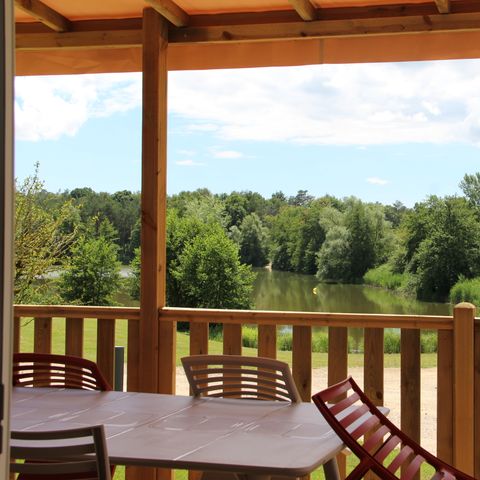 Cliquez pour découvrir toutes les photos de l'HÉBERGEMENT ! mobilhome - La Grange Du Pin photo 2