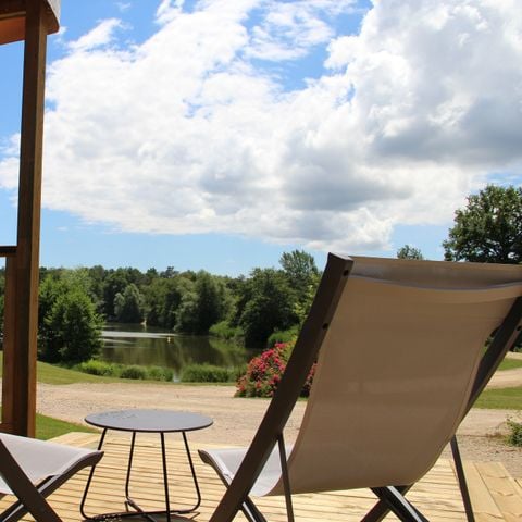 Cliquez pour découvrir toutes les photos de l'ÉTABLISSEMENT ! établissement La Grange Du Pin photo 5