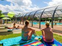 Camping Pas Cher vous présente avec son site Officiel campingpascher.fr, le Camping Sites Et Paysages - Au Clos De La Chaume classé 3 étoiles, situé sur la commune de Corcieux dans le département Vosges (Lorraine) en France. Le camping Sites Et Paysages - Au Clos De La Chaume vous propose un hébergement de type bungalow de 28 m² (télévision). L'établissement vous propose 7 autres types d'hébergements. Découvrez tous nos séjours à petits prix dans la commune et aux alentours de Corcieux du département : Vosges (Lorraine). Les Avis clients pour le Camping Sites Et Paysages - Au Clos De La Chaume sont excellents avec une note moyenne de 8 sur 10. Piscine chauffée, Piscine couverte, Animations familiales, Club enfants, Aire de jeux enfants, Baby-foot, Canoë-kayak, Centre équestre, Cyclisme, Flipper, Ping-pong, Piscine, Planche à voile, Pétanque, Randonnée, Salle de jeux vidéo, Terrain de volley-ball, Terrain multisports, Bar, Boulangerie, Bureau de tabac, Dépôt de pain, Pizzeria,... En savoir plus : cliquez-ICI.