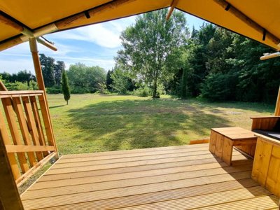 Cliquez pour découvrir toutes les photos de l'HÉBERGEMENT ! lodge - Flower Les Micocouliers photo 3