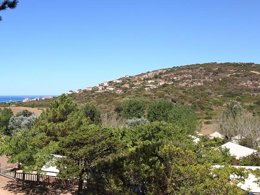 Camping Pas Cher vous présente avec son site Officiel campingpascher.fr, le Camping L'Avena classé 3 étoiles, situé sur la commune de Sartene dans le département Corse Du Sud (Corse) en France. Le camping L'Avena, vous présente un hébergement de type chalet de 25 m² pour 5 personnes. Le camping L'Avena vous proposeun séjour PAS CHER avec une REMISEdu sam. 12 septembre au sam. 19 septembre 2026, en promotion à -30% pour 7 nuits à 392 € au lieu de 560,0 € soit une Économie de 168 €. Cette location propose 100 dates différentes pour réserver votre séjour. Découvrez également les 2 autres gammes d'hébergements du camping. Les Avis clients pour le Camping L'Avena sont de 7 sur 10. Animations familiales, Club enfants, Aire de jeux enfants, Canoë-kayak, Centre équestre, Golf, Location de bateaux, Ping-pong, Pétanque, Terrain multisports, Voile, Bar, Dépôt de pain, Snack/Bar, Supermarché, Épicerie,... En savoir plus : cliquez-ICI.