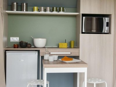 Cliquez pour découvrir toutes les photos de l'HÉBERGEMENT ! hébergement insolite - Au P'tit Bonheur photo 2