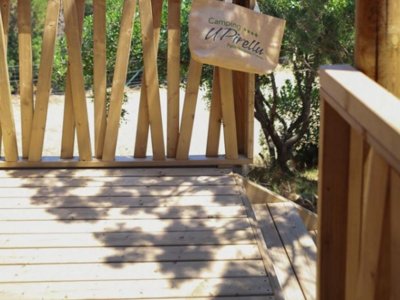 Cliquez pour découvrir toutes les photos de l'HÉBERGEMENT ! tente en toile et bois - U Pirellu photo 2