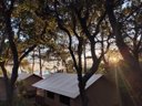 Cliquez pour découvrir toutes les photos de l'HÉBERGEMENT ! tente en toile et bois - camping L'Esplanade photo 8