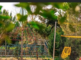 Camping Pas Cher vous présente avec son site Officiel campingpascher.fr, le Camping Ras L'Bol classé 3 étoiles, situé sur la commune de Olmeto Plage dans le département Corse Du Sud (Corse) en France. Le camping Ras L'Bol vous propose un hébergement de type bungalow pour 6 personnes. L'établissement vous propose 7 autres types d'hébergements. Découvrez tous nos séjours à petits prix dans la commune et aux alentours de Olmeto Plage du département : Corse Du Sud (Corse). Les Avis clients pour le Camping Ras L'Bol sont excellents avec une note moyenne de 8 sur 10. Mer, Piscine chauffée, Piscine extérieure, Aire de jeux enfants, Canyoning, Centre équestre, Location de bateaux, Ping-pong, Randonnée, Bar, Pizzeria, Épicerie,... En savoir plus : cliquez-ICI.