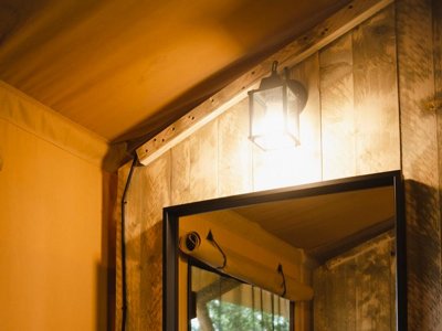 Cliquez pour découvrir toutes les photos de l'HÉBERGEMENT ! bungalow toilé - U Casone photo 8