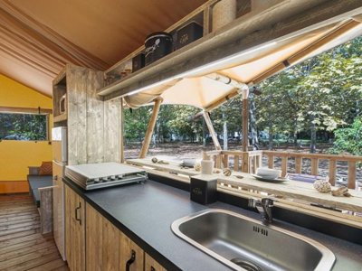 Cliquez pour découvrir toutes les photos de l'HÉBERGEMENT ! bungalow toilé - U Casone photo 6