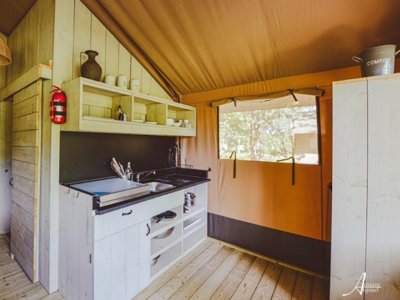 Cliquez pour découvrir toutes les photos de l'HÉBERGEMENT ! tente en toile et bois - U Casone photo 5