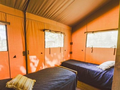 Cliquez pour découvrir toutes les photos de l'HÉBERGEMENT ! tente en toile et bois - U Casone photo 6