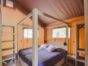 Cliquez pour découvrir toutes les photos de l'HÉBERGEMENT ! tente en toile et bois - camping U Casone photo 7