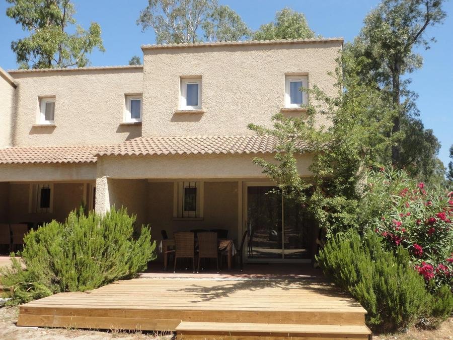 Camping Pas Cher vous présente avec son site Officiel campingpascher.fr, le Camping Bagheera Naturiste classé 4 étoiles, situé sur la commune de Bravone dans le département Corse Du Nord (Corse) en France. Le camping Bagheera Naturiste vous propose un hébergement de type villa de 40 m². L'établissement vous propose 11 autres types d'hébergements. Découvrez tous nos séjours à petits prix dans la commune et aux alentours de Bravone du département : Corse Du Nord (Corse). Mer, Animation enfants, Animations familiales, Aire de jeux enfants, Canoë-kayak, Court de tennis, Paddle, Parcours sportif, Ping-pong, Piscine, Plongée, Pétanque, Terrain de basketball, Terrain de beach-volley, Trampoline, Dépôt de pain, Restaurant, Snack/Bar, Station-service, Supermarché, Épicerie,... En savoir plus : cliquez-ICI.